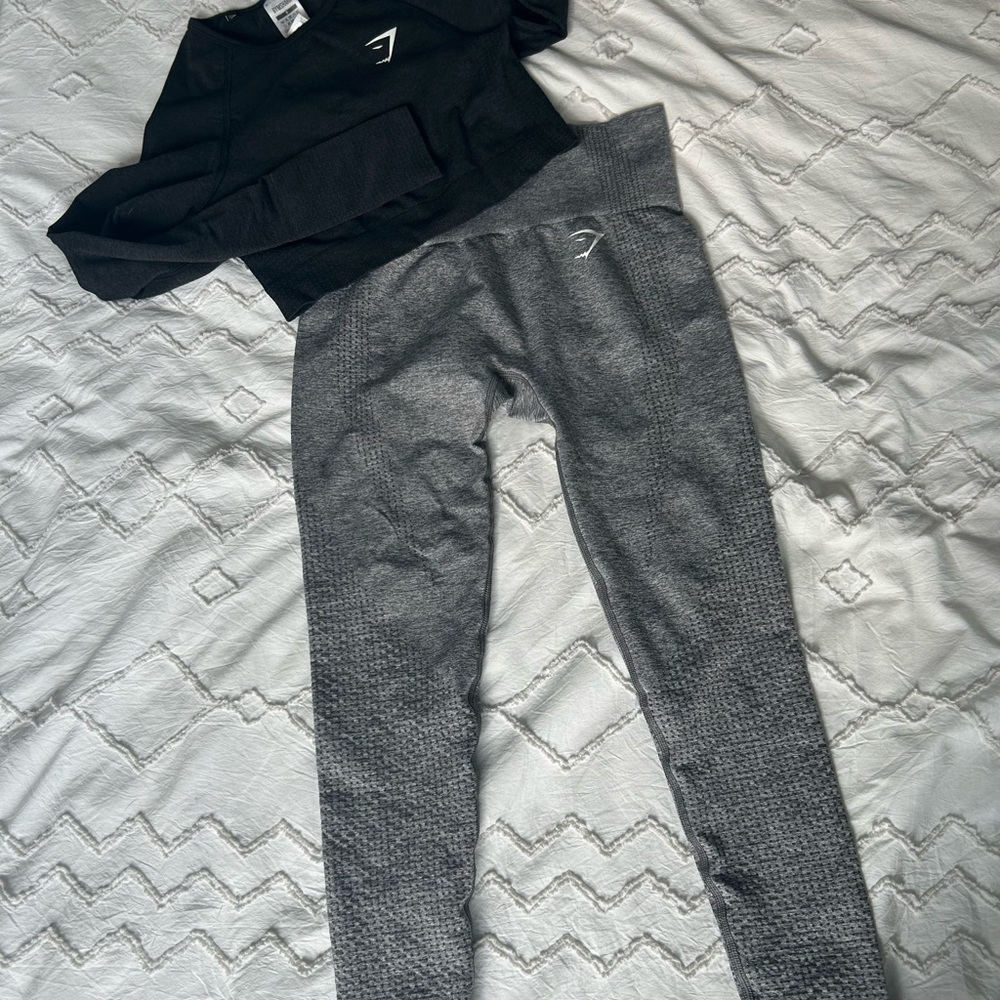 GYMSHARK Gray Dotted Leggings